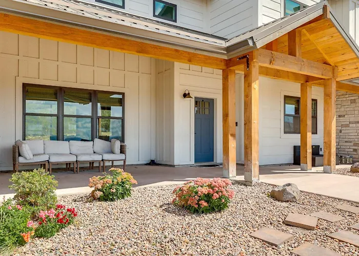 Holiday home Nat'l Forest Access & Mtn Views: Family *